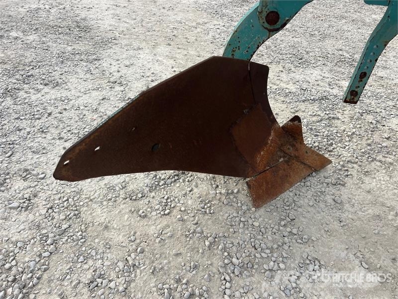 Nardi 3 Bottom Breaking Plow Plows