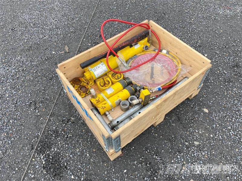  Neumann Hydraulic Lifting Set 15t معدات البناء - غير ذلك