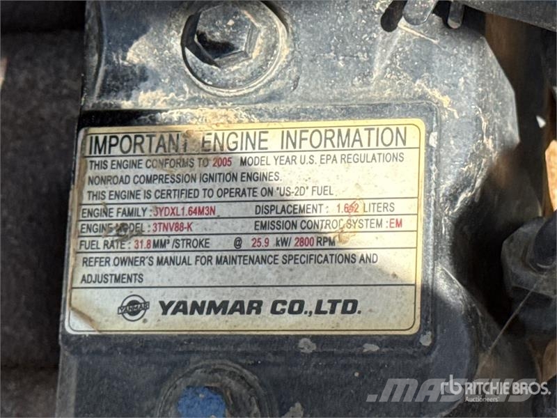 Neuson 3001 عربات نقل قلابة للمواقع