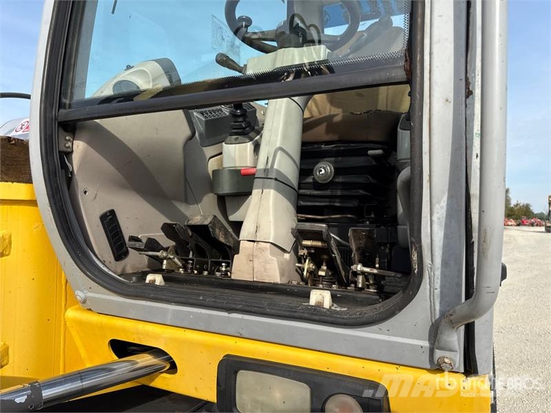 New Holland 119WT Wheel Excavator Колесни екскаватори