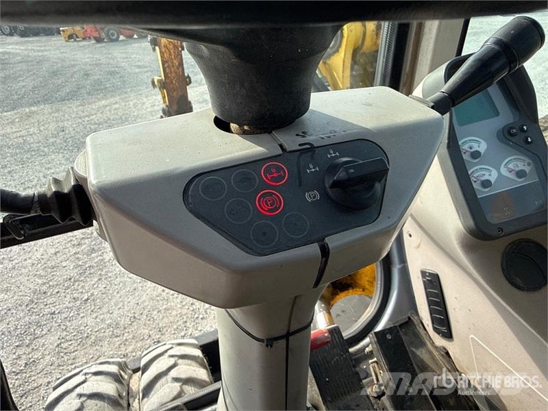 New Holland 119WT Wheel Excavator Колесни екскаватори