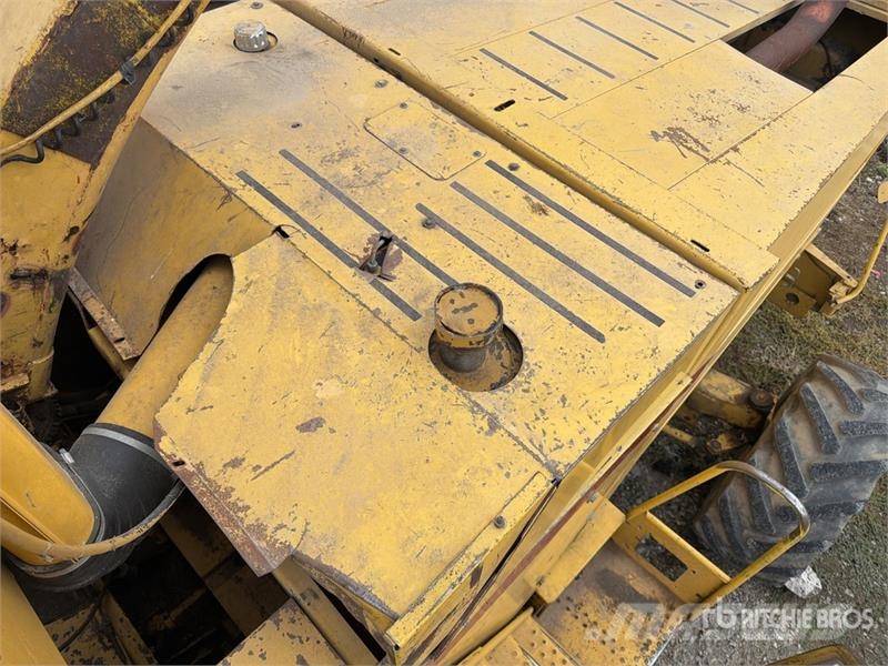 New Holland 2205 Forage Harvester Silokombainid