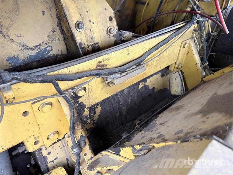 New Holland 2205 Forage Harvester Фуражні комбайни