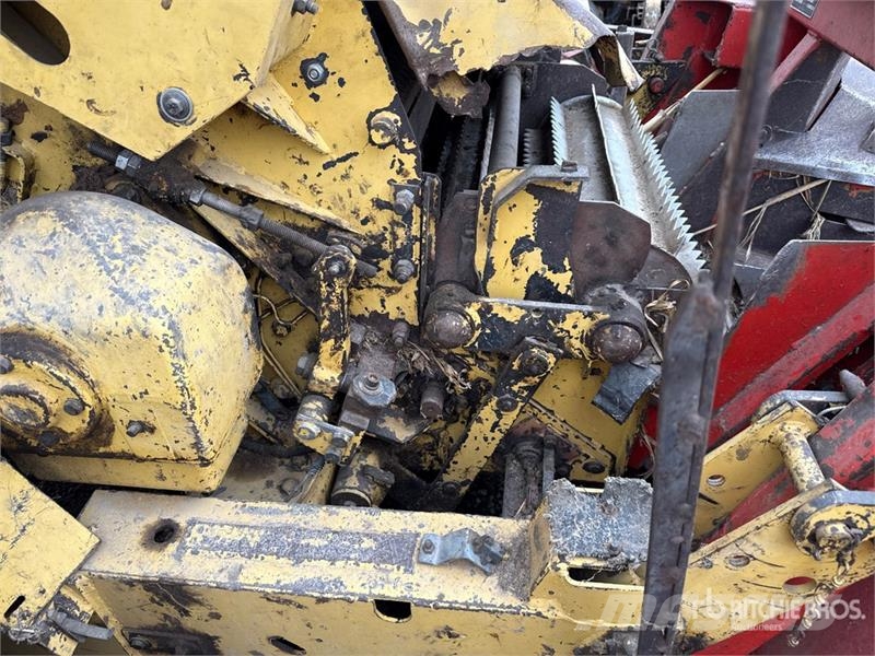 New Holland 2205 Forage Harvester Фуражні комбайни