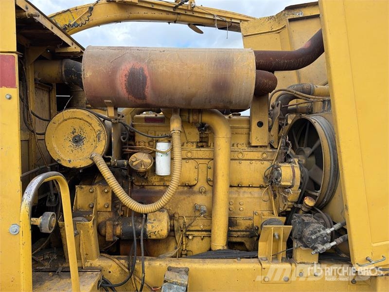 New Holland 2205 Forage Harvester Silokombainid
