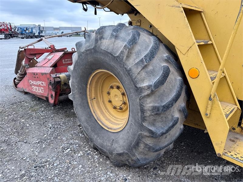 New Holland 2205 Forage Harvester Фуражні комбайни