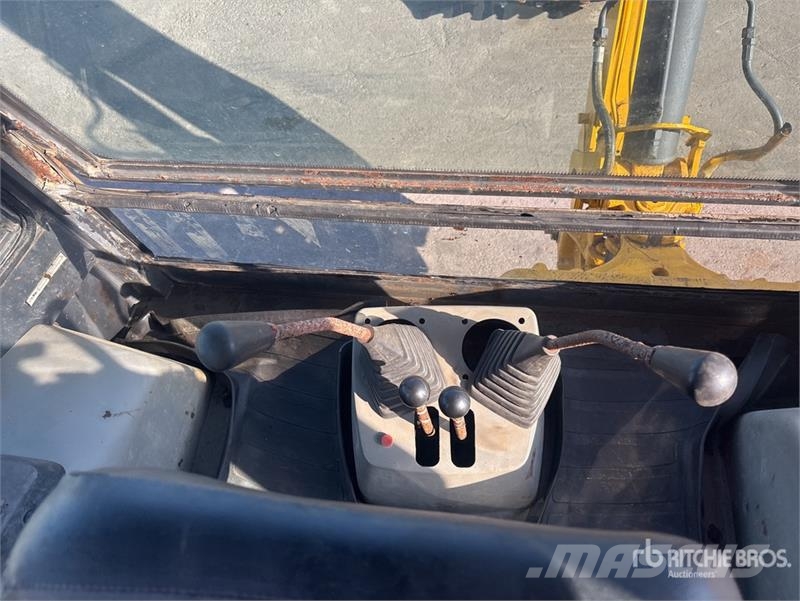 New Holland B80B-SS 4x4 Backhoe Loader Terne