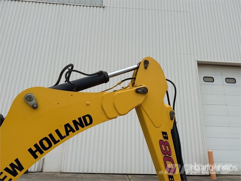 New Holland B80B-SS 4x4 Backhoe Loader バックホーローダー