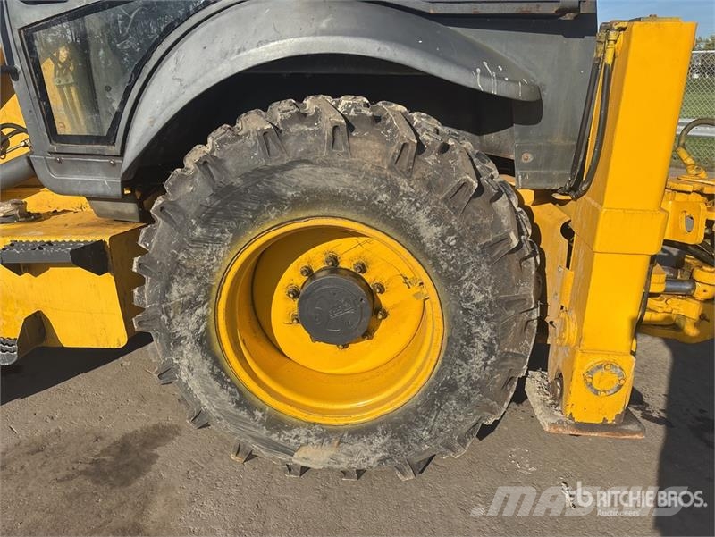 New Holland B80B-SS 4x4 Backhoe Loader Terne