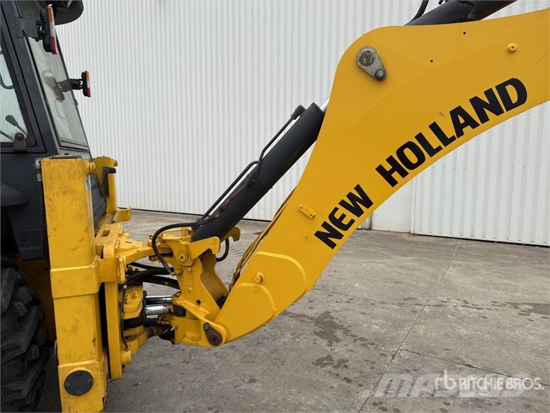 New Holland B80B-SS 4x4 Backhoe Loader バックホーローダー