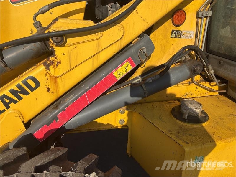 New Holland B80B-SS 4x4 Backhoe Loader Terne