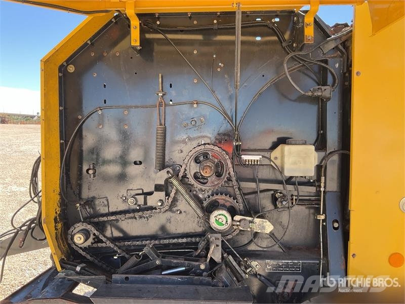 New Holland BR6090 S/A Round Baler محزمات مستديرة