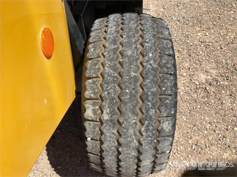 New Holland BR6090 S/A Round Baler محزمات مستديرة