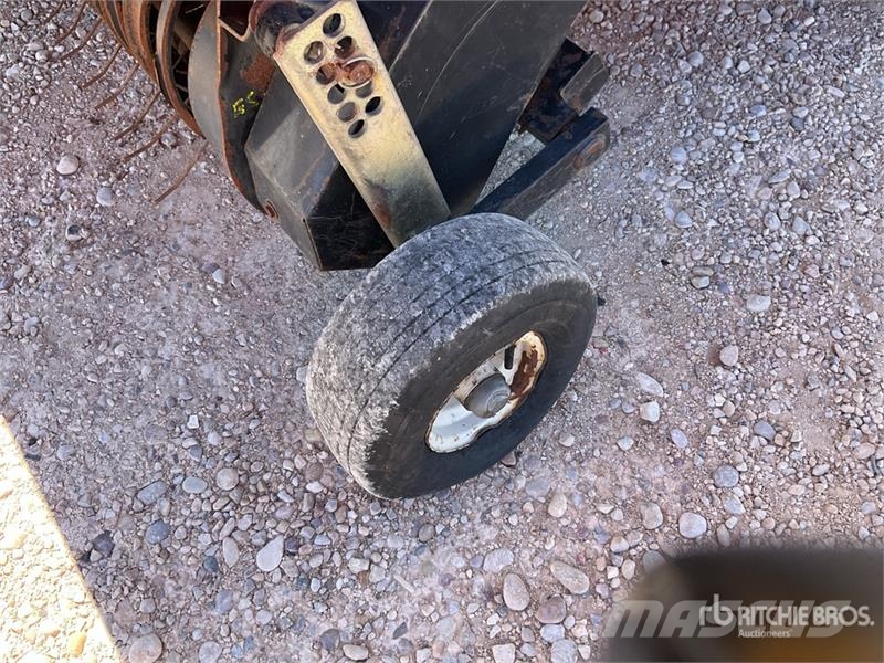 New Holland BR6090 S/A Round Baler محزمات مستديرة
