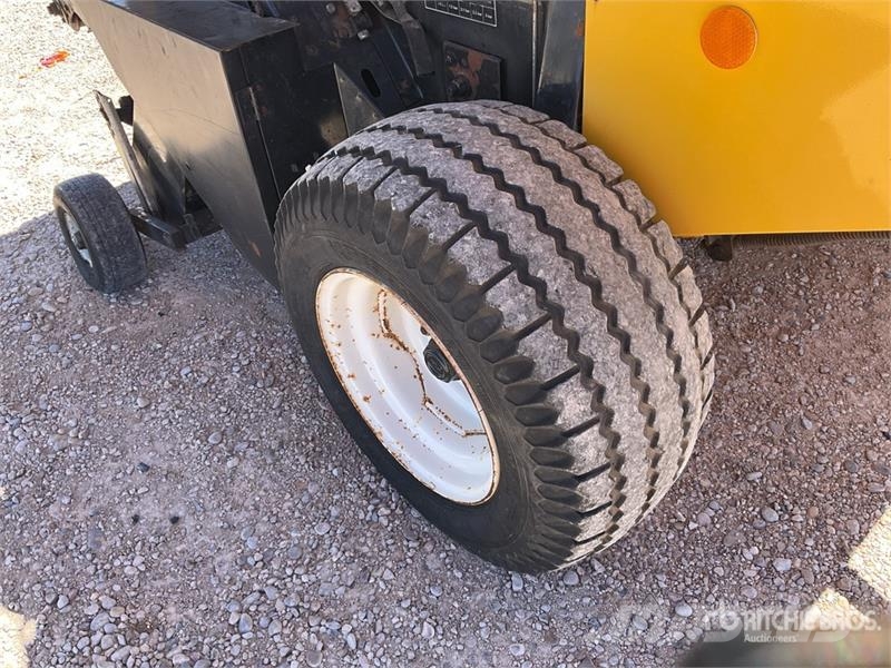 New Holland BR6090 S/A Round Baler محزمات مستديرة