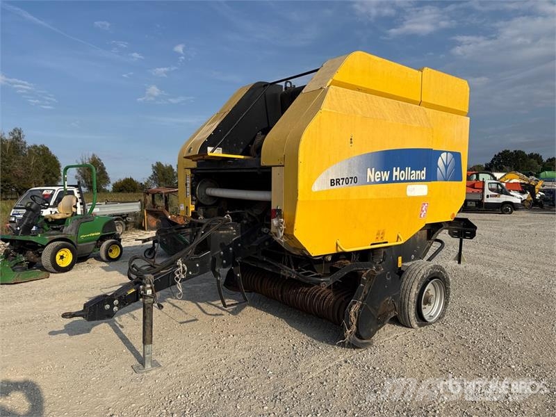 New Holland BR7070 محزمات مستديرة