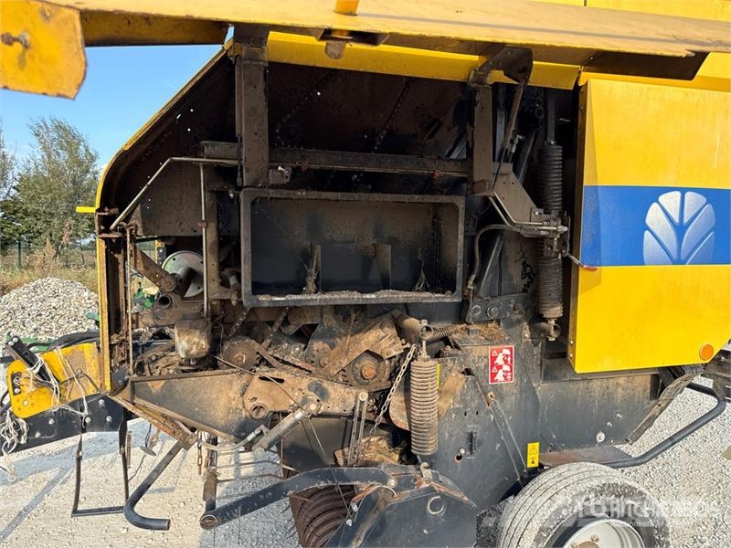 New Holland BR7070 محزمات مستديرة