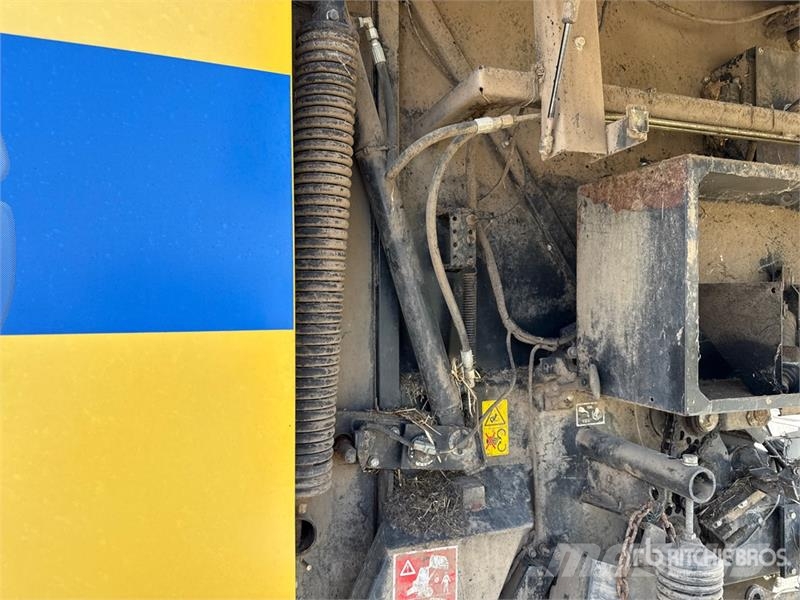 New Holland BR7070 محزمات مستديرة