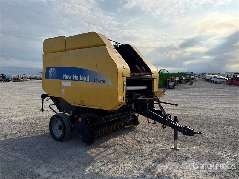 New Holland BR7070 محزمات مستديرة