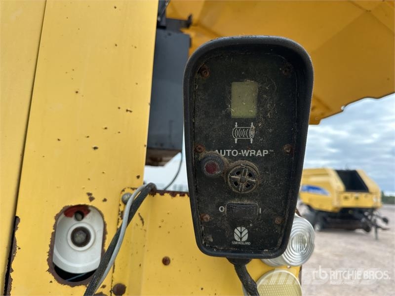 New Holland BR740A محزمات مستديرة