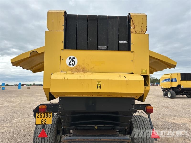 New Holland BR750A محزمات مستديرة