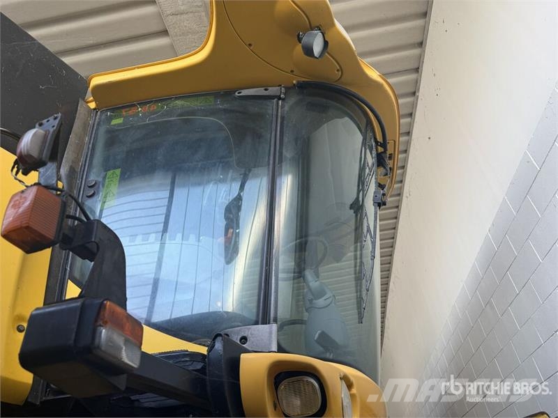 New Holland CR9060 Combine Harvester Teraviljakombainid