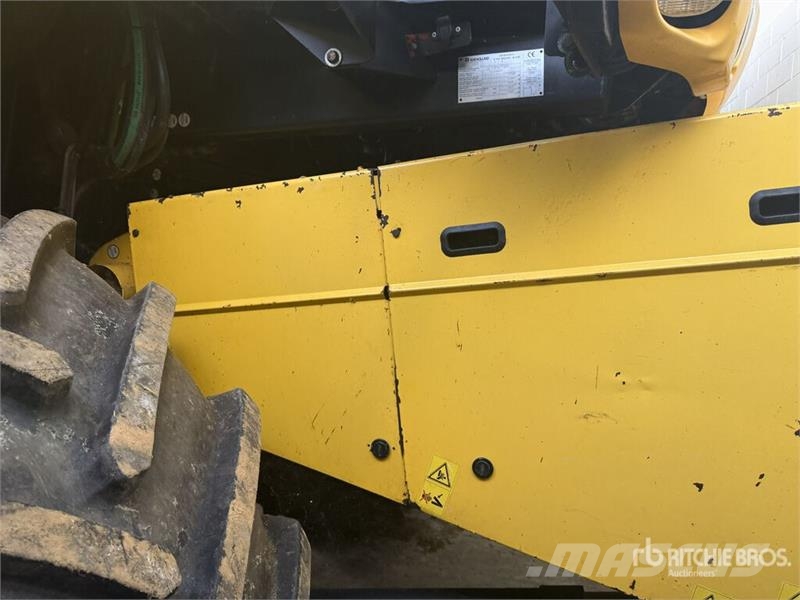 New Holland CR9060 Combine Harvester Teraviljakombainid