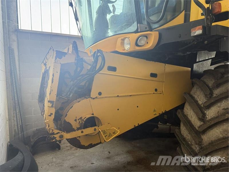New Holland CR9060 Combine Harvester Teraviljakombainid