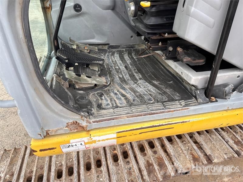 New Holland E245 履帶式 挖土機/掘鑿機/挖掘機