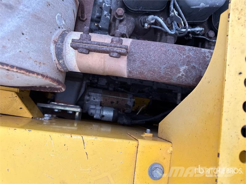 New Holland E245 履帶式 挖土機/掘鑿機/挖掘機