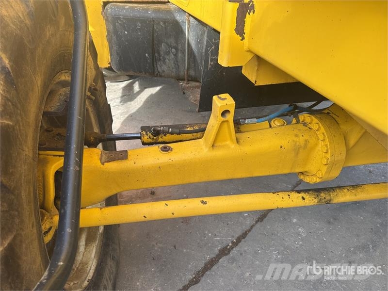 New Holland FX58 2WD Ensileuse Forage Harvester Zāles smalcinātāji