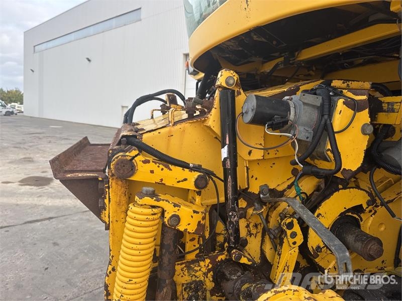 New Holland FX58 2WD Ensileuse Forage Harvester Zāles smalcinātāji