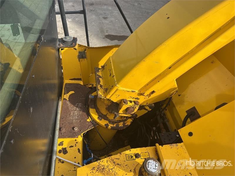 New Holland FX58 2WD Ensileuse Forage Harvester Zāles smalcinātāji
