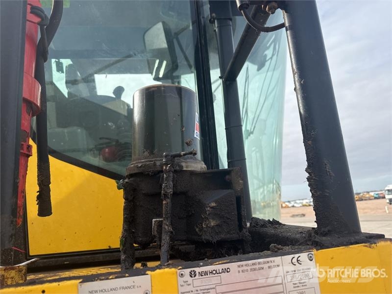New Holland FX58 2WD Ensileuse Forage Harvester Zāles smalcinātāji