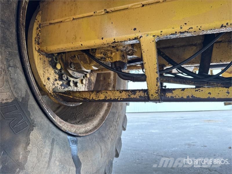 New Holland FX58 4WD Ensileuse Forage Harvester Ενσιρωκοπτικές μηχανές