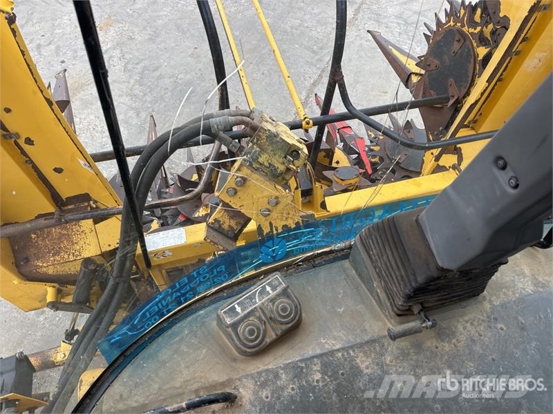 New Holland FX58 4WD Forage Harvester 목초 수확기