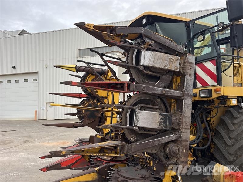 New Holland FX58 4WD Forage Harvester 목초 수확기