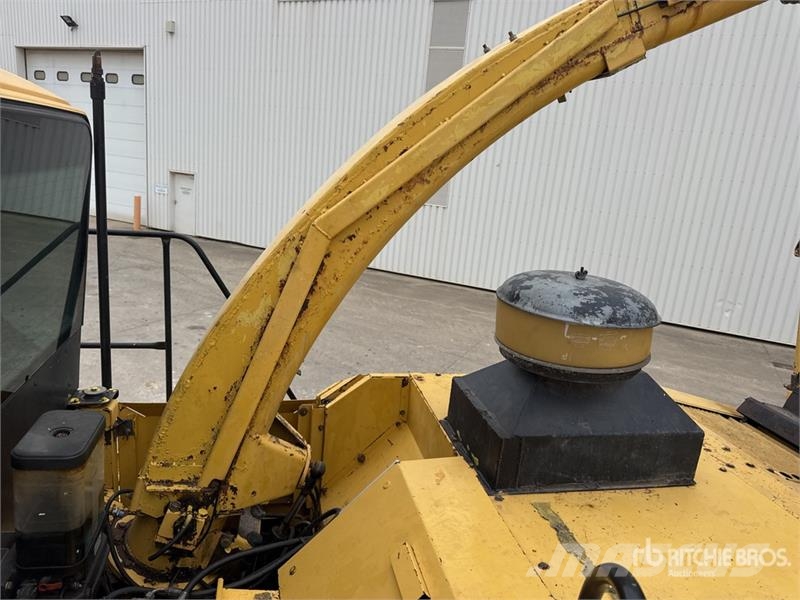 New Holland FX58 4WD Forage Harvester 목초 수확기