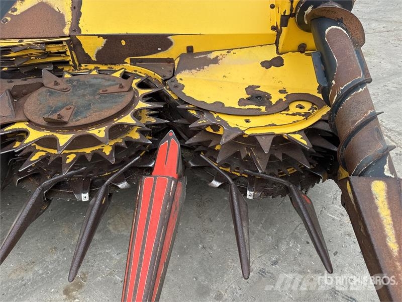 New Holland FX58 4WD Forage Harvester 목초 수확기