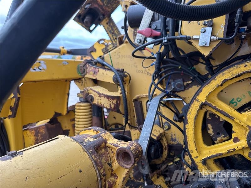 New Holland FX58 4WD Forage Harvester 목초 수확기