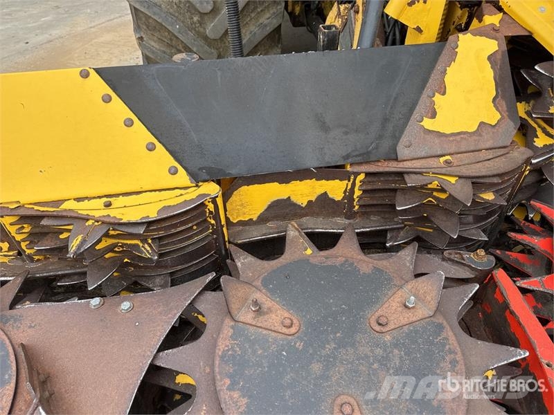 New Holland FX58 4WD Forage Harvester 목초 수확기