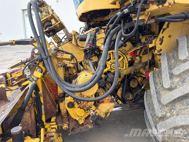 New Holland FX58 4WD Forage Harvester 목초 수확기
