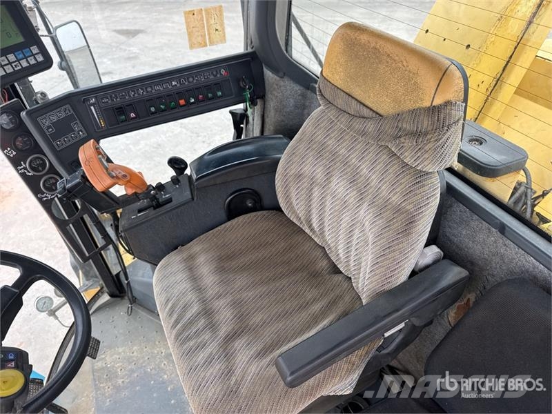 New Holland FX58 4WD Forage Harvester 목초 수확기