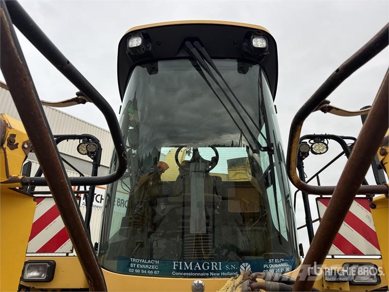 New Holland FX58 4WD Forage Harvester 목초 수확기