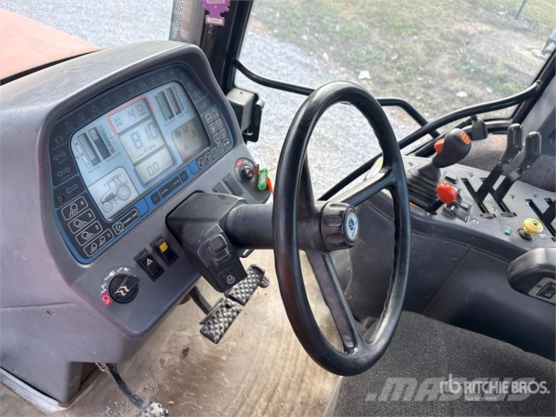 New Holland G190 4WD Tractor Trattori