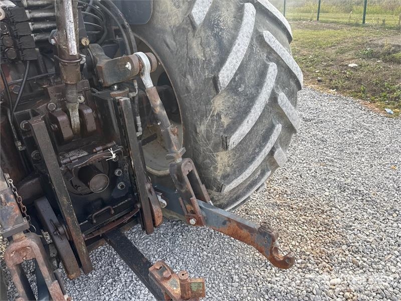 New Holland G190 4WD Tractor Traktorok