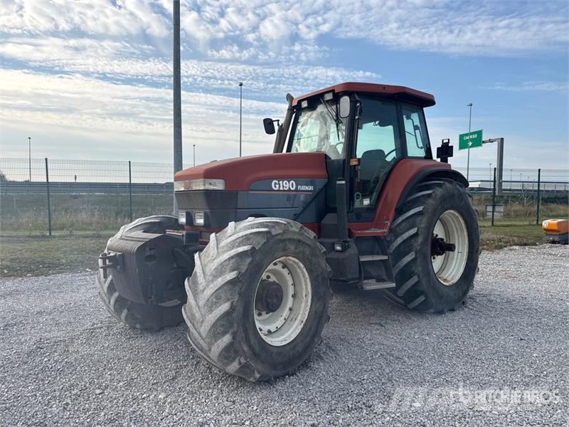 New Holland G190 4WD Tractor Trattori
