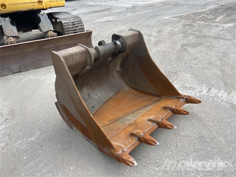 New Holland KOBELCO E235B SRNLC Pelle Sur Chenilles Tracked Ex Crawler excavators