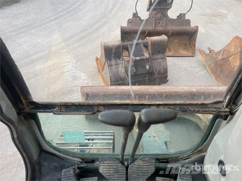 New Holland KOBELCO E235B SRNLC Pelle Sur Chenilles Tracked Ex Crawler excavators