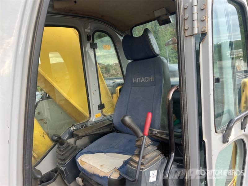 New Holland KOBELCO E235B SRNLC Pelle Sur Chenilles Tracked Ex Crawler excavators